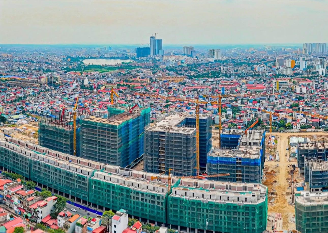 Nhiều giải pháp đang được các tỉnh, thành, địa phương thực hiện để giải quyết nhu cầu về nhà ở công vụ ngay sau khi sáp nhập. Nhiều giải pháp đang được các tỉnh, thành, địa phương thực hiện để giải quyết nhu cầu về nhà ở công vụ ngay sau khi sáp nhập.