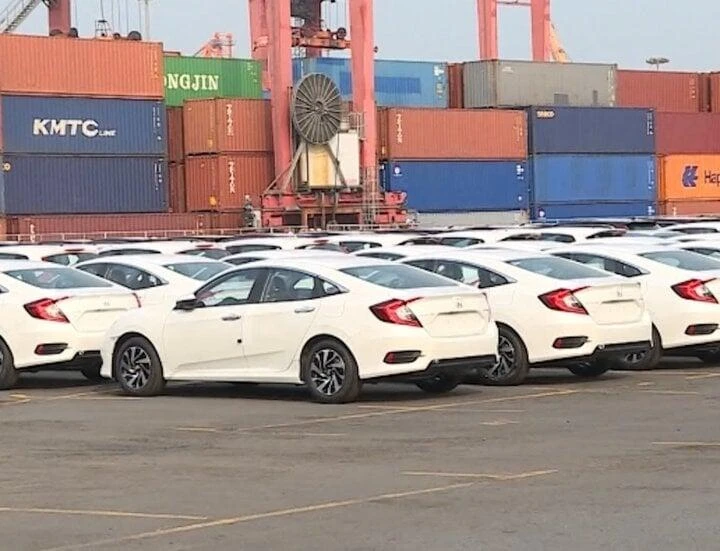 Tỷ lệ lệ phí trước bạ được quy định cụ thể theo từng loại xe và từng địa phương.