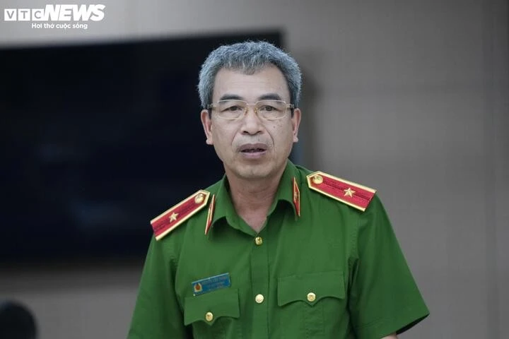 Thiếu tướng Nguyễn Văn Thành trả lời tại buổi họp báo chiều 4/10.