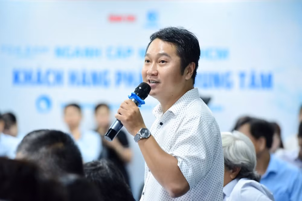 Nghiên cứu sinh Lê Anh Tú, Giảng viên khoa Quan hệ Công chúng-Truyền thông, Trường Đại học Văn Lang (Thành phố Hồ Chí Minh).