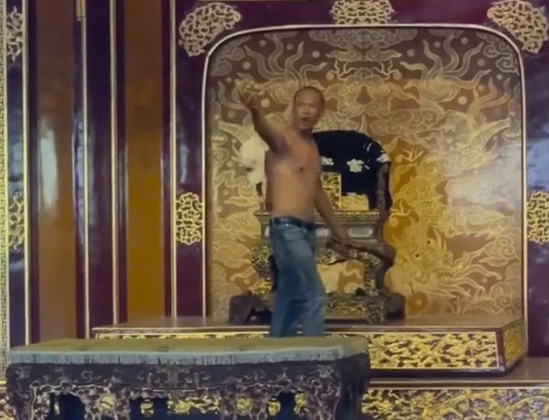 Đối tượng Hồ Văn Phương Tâm đã có biểu hiện không bình thường từ lần đầu vào Điện Thái Hòa.