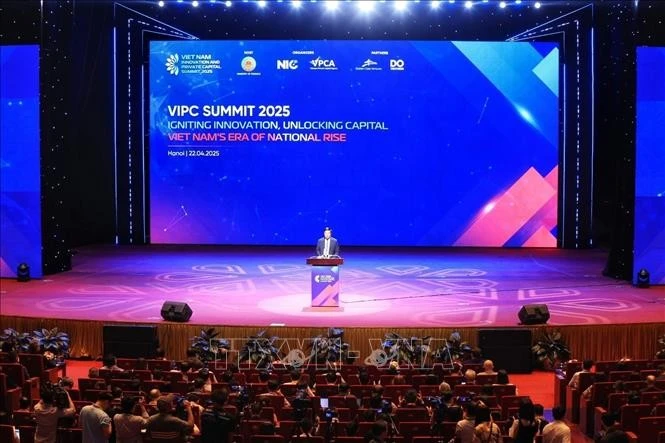 Quang cảnh diễn đàn.