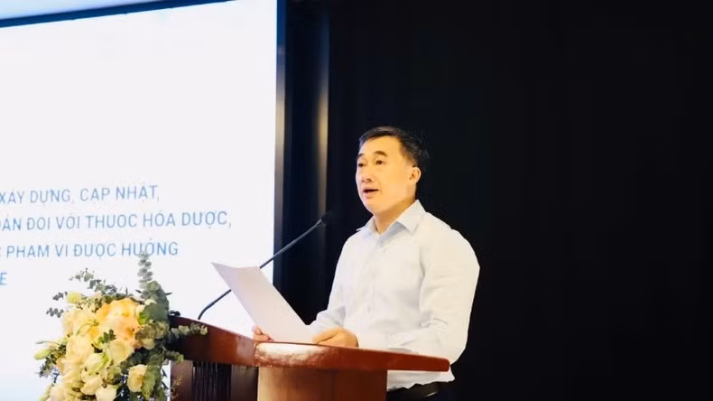 Thứ trưởng Y tế Trần Văn Thuấn phát biểu tại hội thảo.