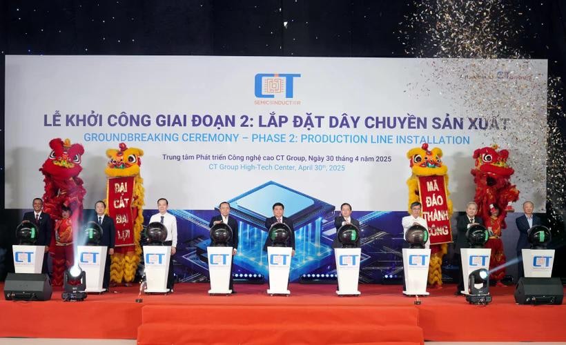 Lễ khởi công Nhà máy bán dẫn CT Semiconductor. Lễ khởi công Nhà máy bán dẫn CT Semiconductor.