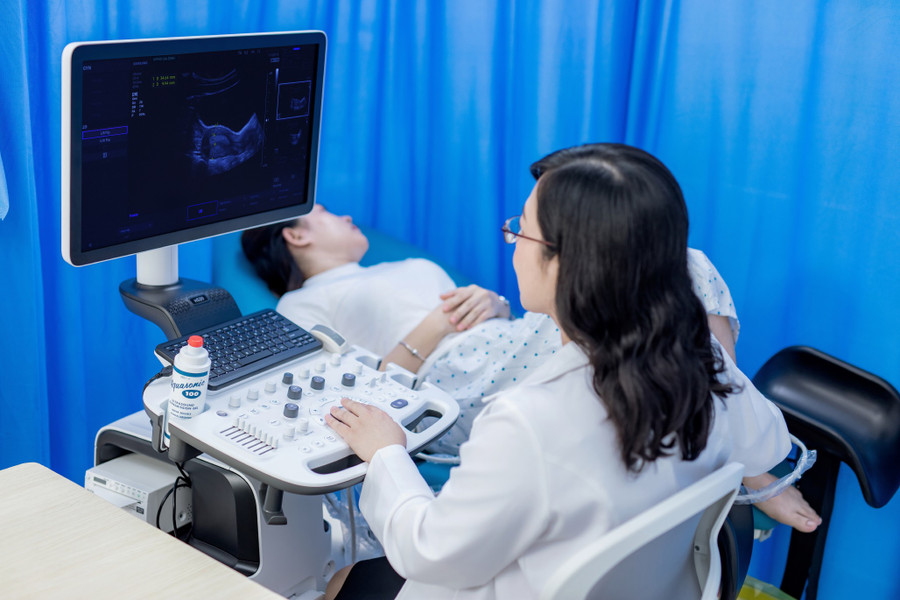 Rượu, bia, thuốc lá là một trong những nguyên nhân gây vô sinh. Rượu, bia, thuốc lá là một trong những nguyên nhân gây vô sinh.