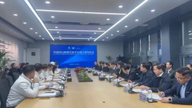 Hội đàm giữa tỉnh Lào Cai (Việt Nam), tỉnh Vân Nam (Trung Quốc) và Tập đoàn Tông Thân (Trùng Khánh, Trung Quốc)