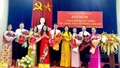 Lãnh đạo MTTQ Việt Nam tỉnh, Lãnh đạo Hội Chữ thập đỏ tỉnh trao quyết định về công tác cán bộ