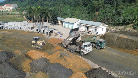 Duy trì 5 mũi thi công dự án phục vụ giải phóng mặt bằng xây dựng đường sắt Lào Cai - Hà Nội - Hải Phòng