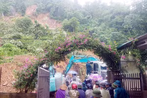 Xã Mường Vi: sạt lở đất tại thôn Lâm Tiến khiến 3 người tử vong