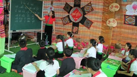 Lào Cai đẩy mạnh gìn giữ bản sắc văn hóa trong trường học