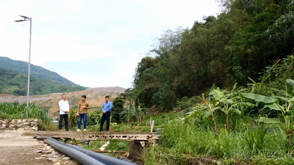 Người dân xã Hợp Thành mong chờ nguồn nước sạch sinh hoạt