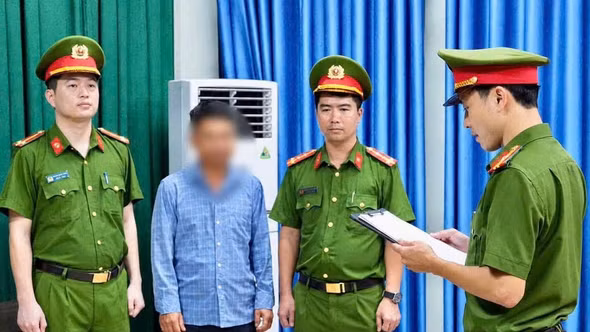 Livestream chuyện người khác - Coi chừng vi phạm pháp luật!
