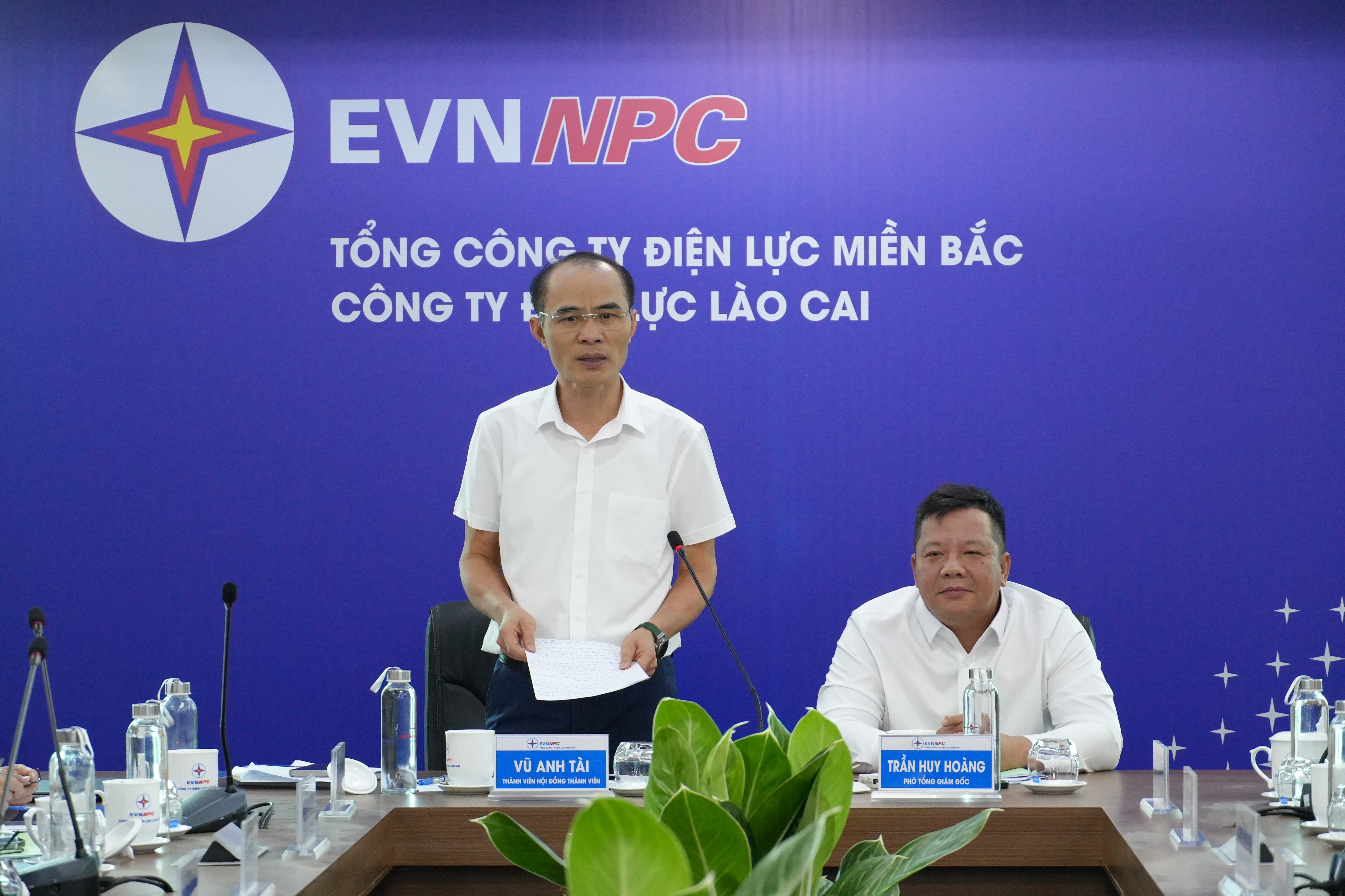 Ông Vũ Anh Tài - Thành viên Hội đồng thành viên Tổng Công ty Điện lực miền Bắc phát biểu tại buổi làm việc. 684-tvhdtv-vu-anh-tai.jpg