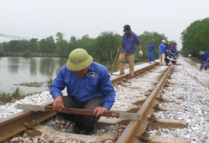 Đề xuất thay đổi cơ chế giao vốn bảo trì đường sắt
