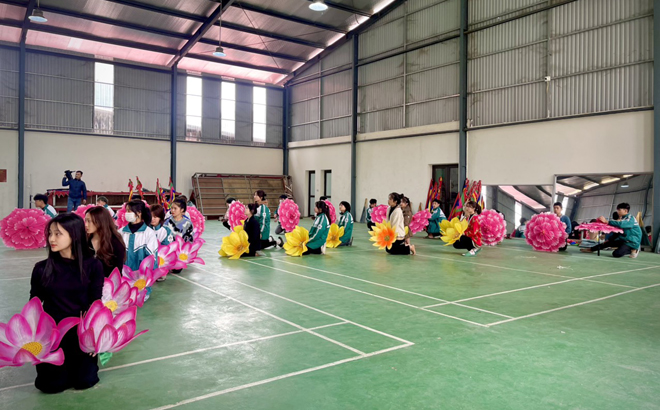 [Ảnh] Văn Yên tích cực chuẩn bị cho Lễ công bố Quyết định chứng nhận Di sản Văn hoá phi vật thể Quốc gia “Lễ hội Đền Đông Cuông” và khai hội Đền năm 2023 ảnh 3