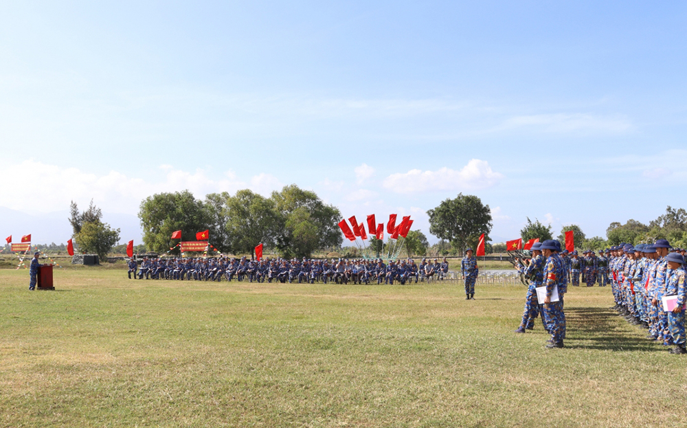 Vùng 4 Hải quân tập huấn tổ chức, phương pháp huấn luyện, bồi dưỡng kiểm tra "ba tiếng nổ" ảnh 1