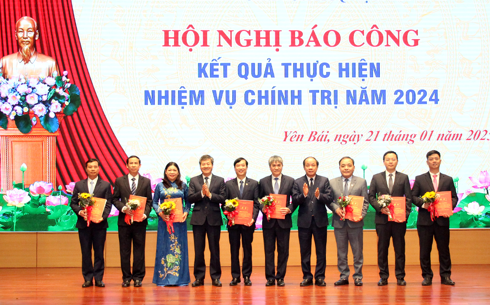 Yên Bái tổ chức Hội nghị Báo công kết quả thực hiện nhiệm vụ chính trị năm 2024 ảnh 5