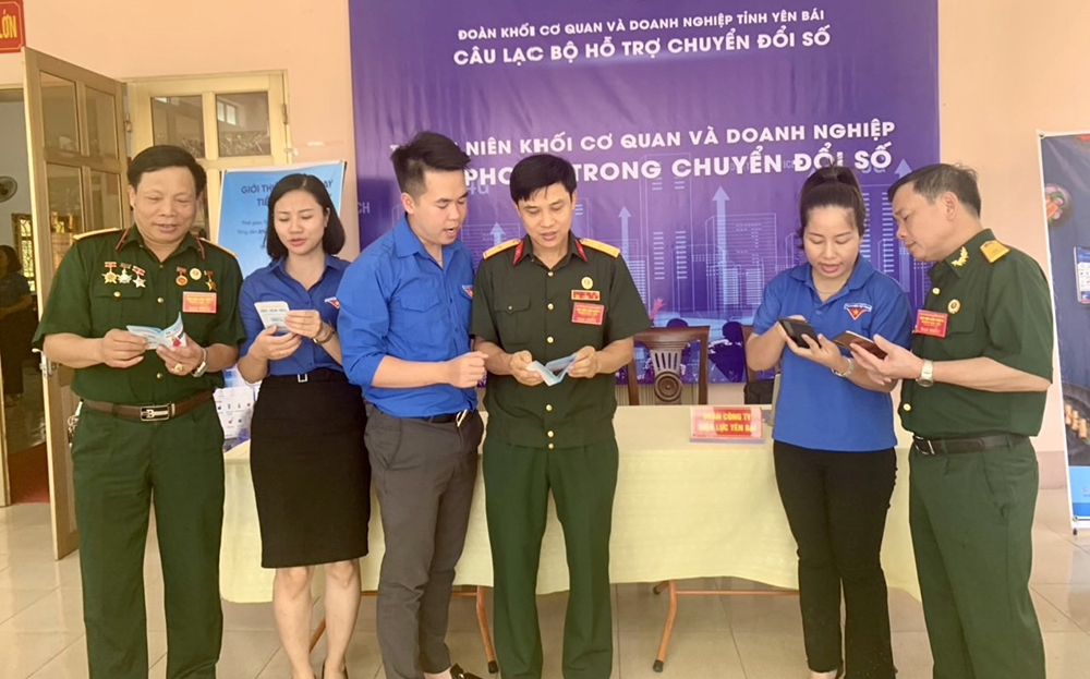 Yên Bái đẩy nhanh tiến độ triển khai “Sổ tay đảng viên điện tử” ảnh 1