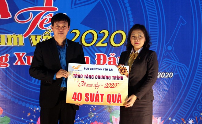 Liên đoàn Lao động tỉnh tổ chức “Tết sum vầy” năm 2020 ảnh 8 Liên đoàn Lao động tỉnh tổ chức “Tết sum vầy” năm 2020 ảnh 8