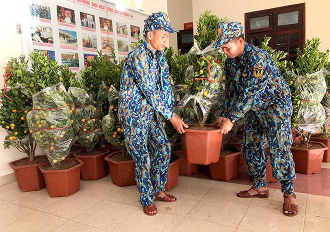 Rộn rã những đoàn quân đi làm nhiệm vụ nơi đảo xa ảnh 3 Rộn rã những đoàn quân đi làm nhiệm vụ nơi đảo xa ảnh 3