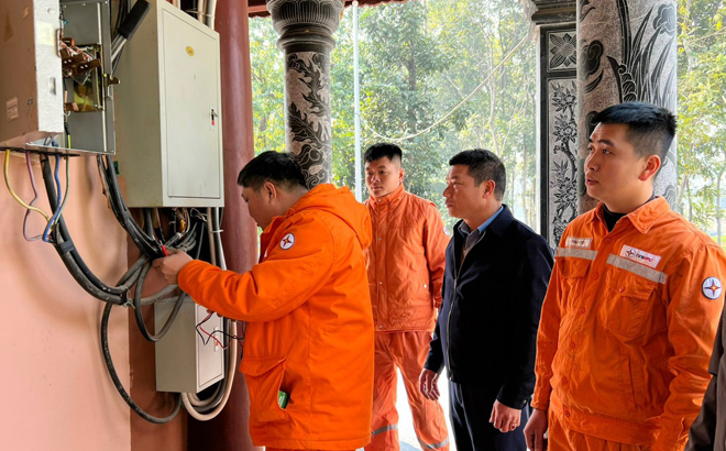 [Ảnh] Văn Yên tích cực chuẩn bị cho Lễ công bố Quyết định chứng nhận Di sản Văn hoá phi vật thể Quốc gia “Lễ hội Đền Đông Cuông” và khai hội Đền năm 2023 ảnh 10