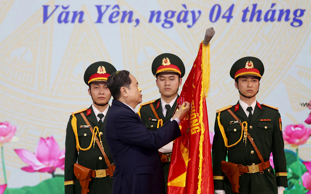 Lễ công bố Quyết định của Thủ tướng Chính phủ công nhận huyện Văn Yên đạt chuẩn nông thôn mới năm 2024 và đón nhận Huân chương Lao động hạng Nhì ảnh 3 Lễ công bố Quyết định của Thủ tướng Chính phủ công nhận huyện Văn Yên đạt chuẩn nông thôn mới năm 2024 và đón nhận Huân chương Lao động hạng Nhì ảnh 3