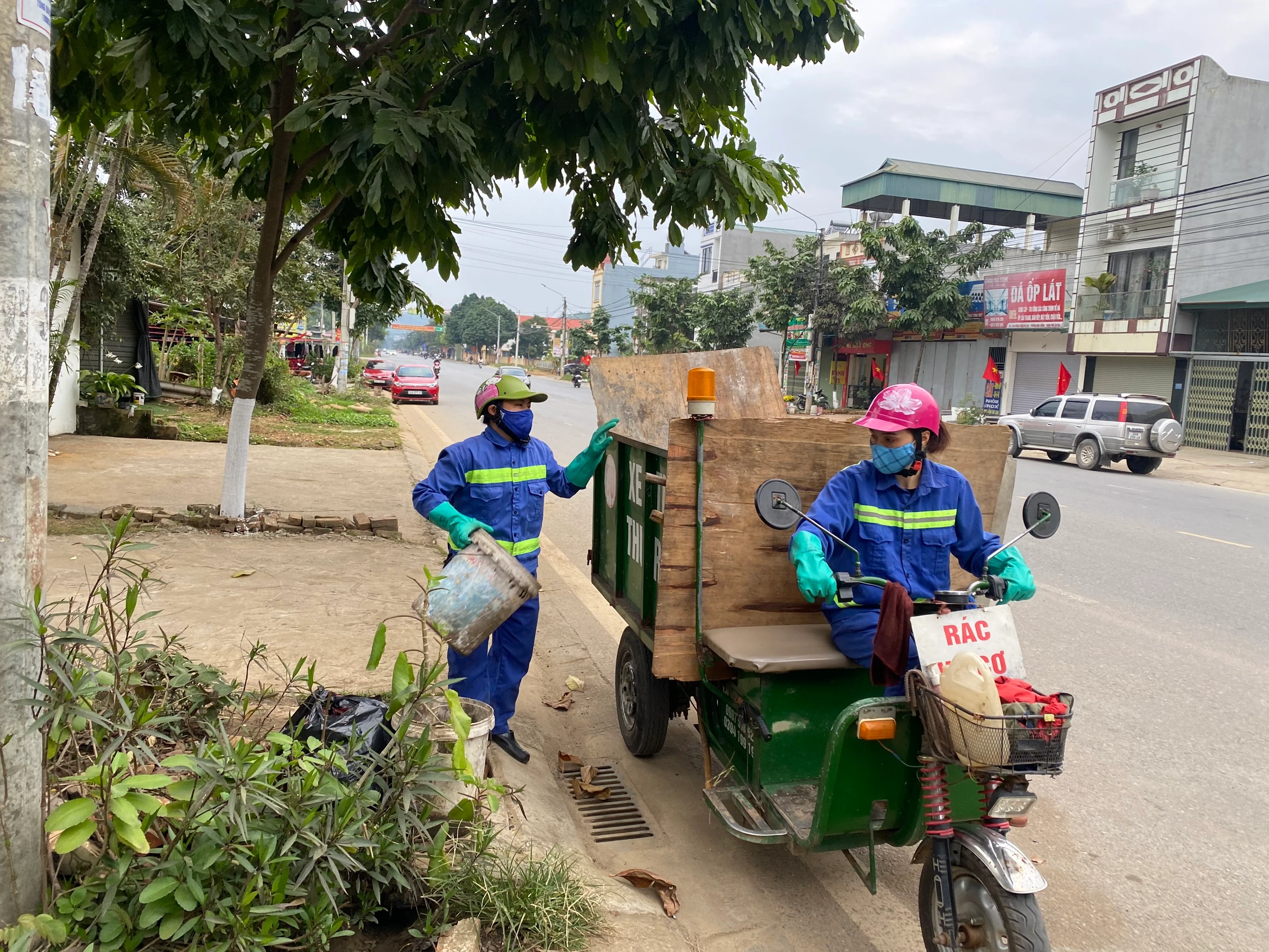 dọn rác.jpg