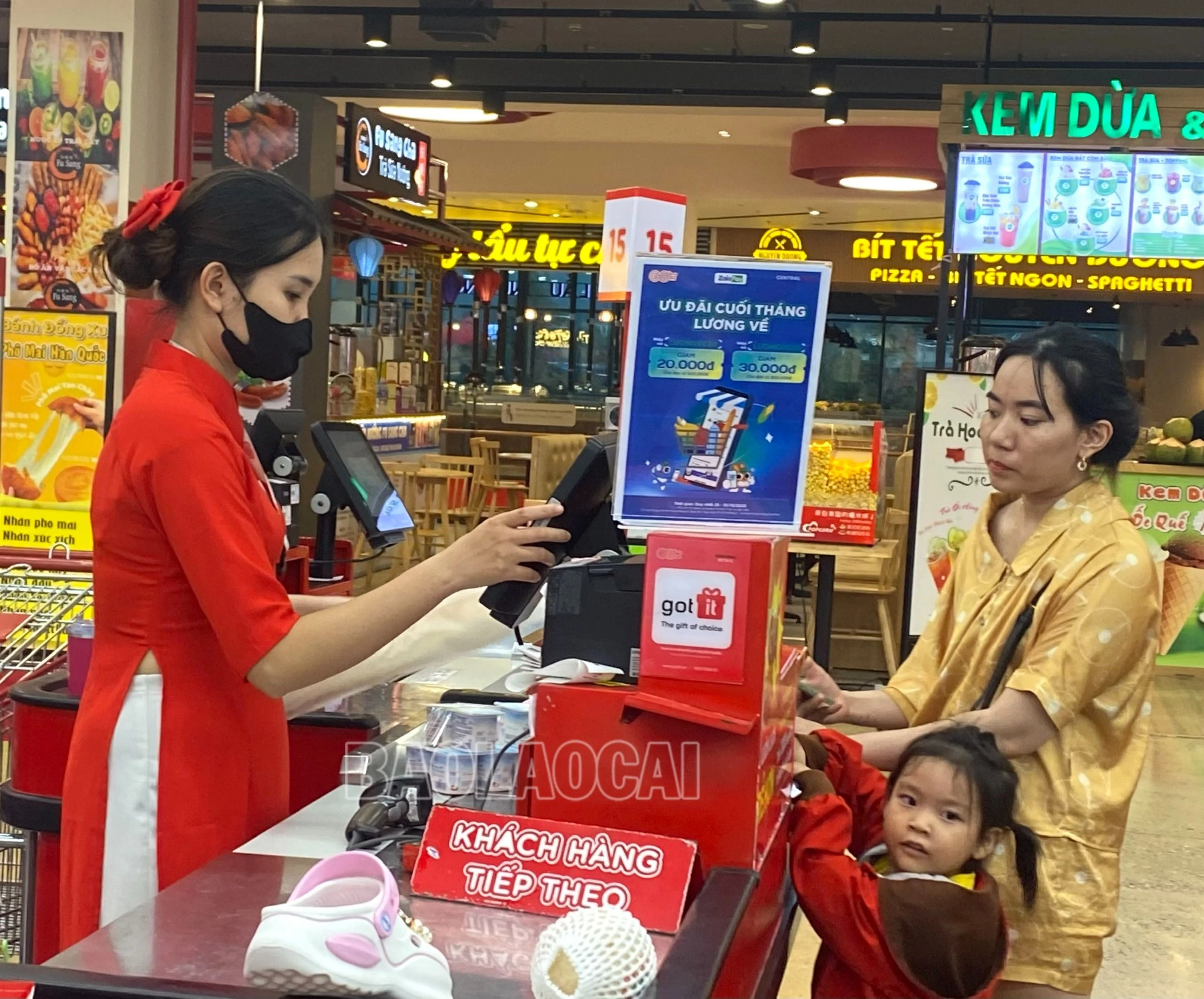 Doanh số bán hàng tăng nhờ các chương trình khuyến mại.jpg