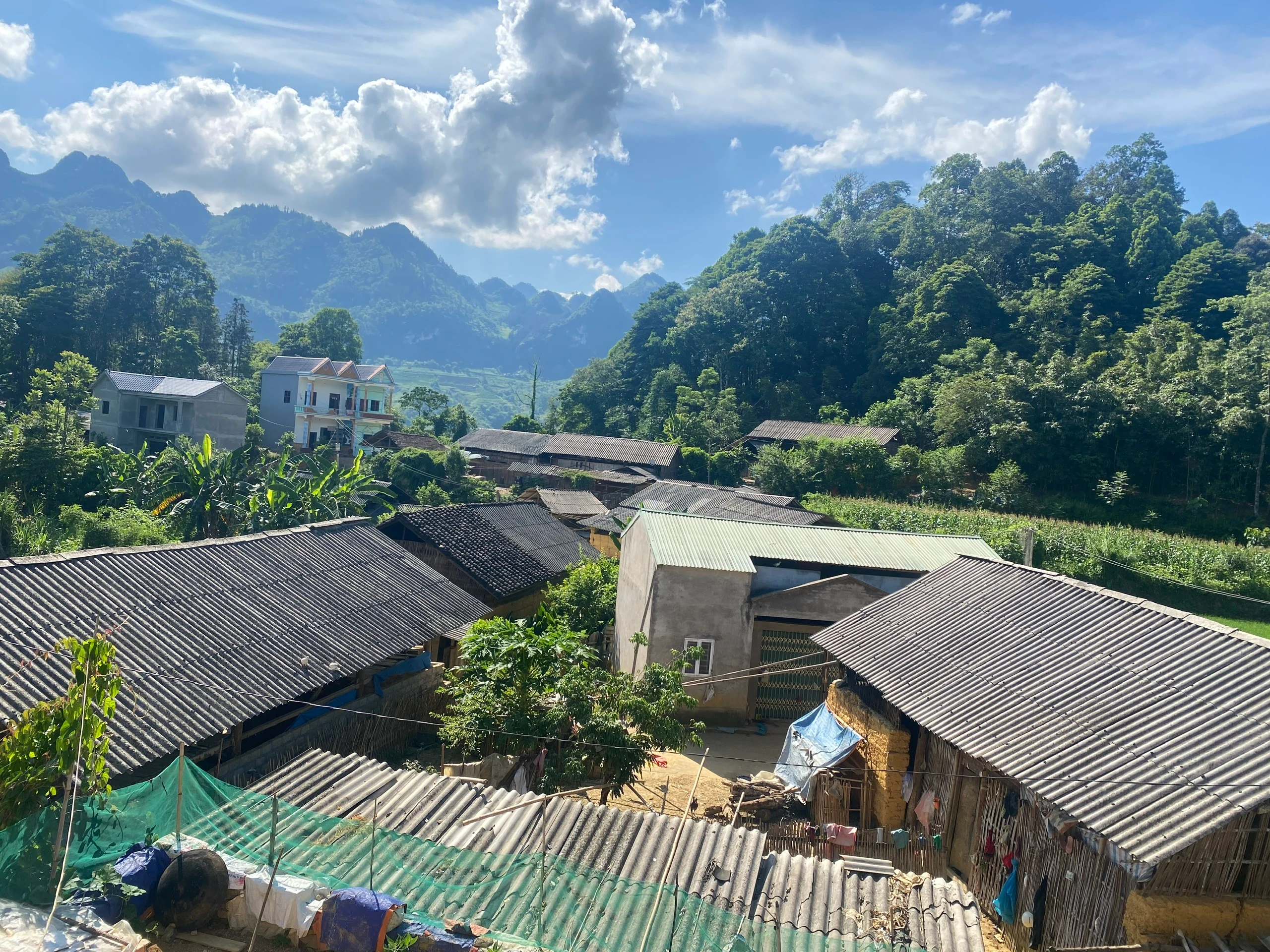 đường lên Mào Sao Chải.jpg