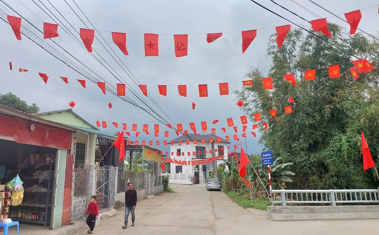 trang-tri.jpg