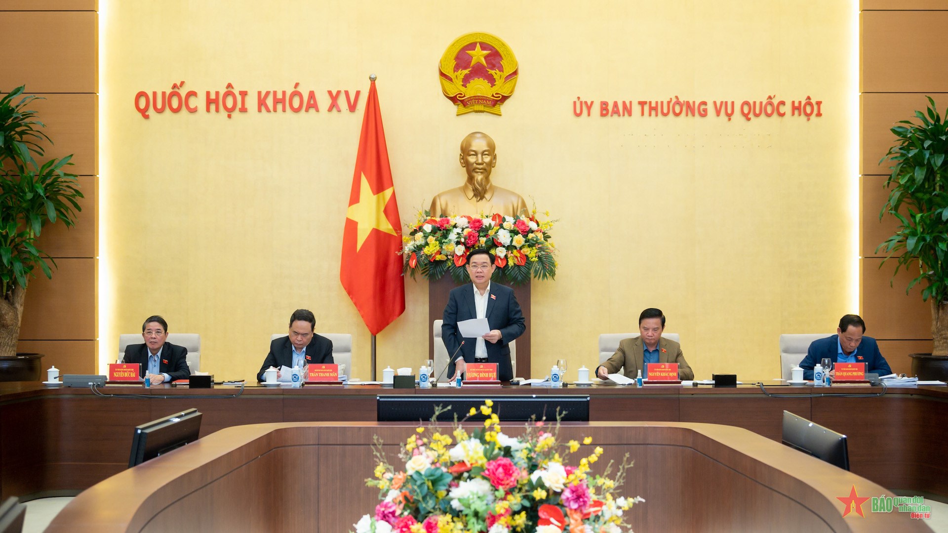 Nhiều chủ thể cùng giám sát để phòng, chống tiêu cực trong các khâu xây dựng pháp luật ảnh 1 Nhiều chủ thể cùng giám sát để phòng, chống tiêu cực trong các khâu xây dựng pháp luật