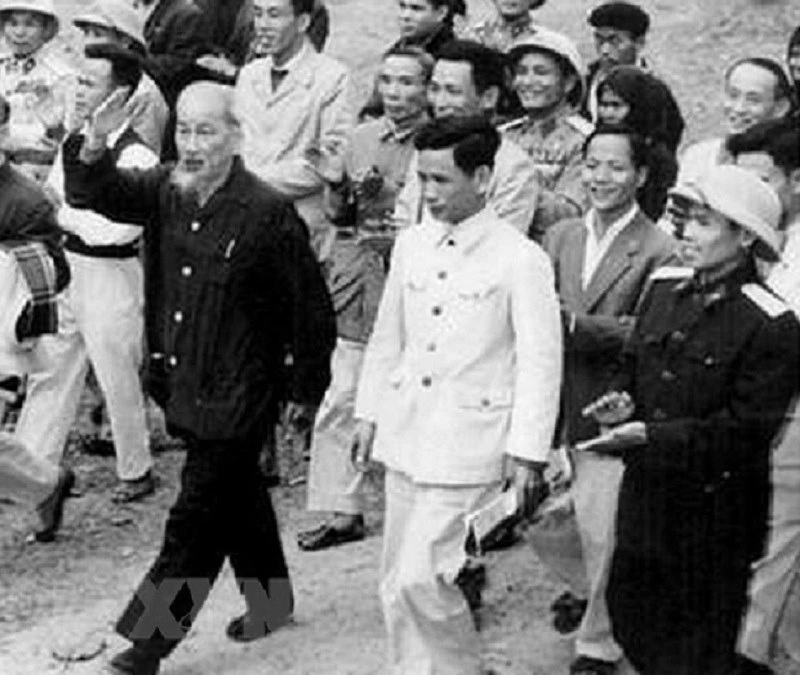 Ngày 2-3-1963, Bác Hồ căn dặn: “Cán bộ lãnh đạo phải thật sự cần, kiệm, liêm, chính, chí công vô tư”