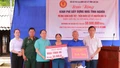 Trao kinh phí xây nhà tình nghĩa cho thân nhân liệt sỹ tại xã Yên Bình