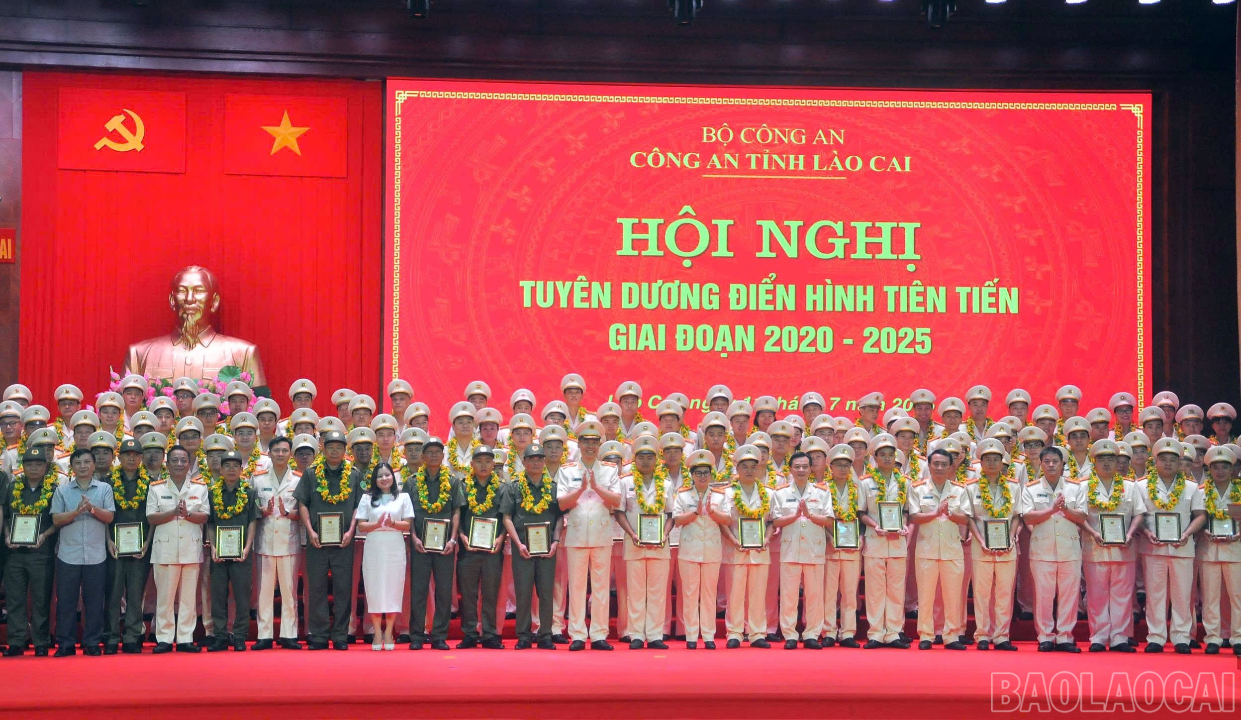 134 tập thể, cá nhân tiêu biểu được Giám đốc Công an tỉnh công nhận điển hình tiên tiến trong Phong trào thi đua “Vì an ninh Tổ quốc” Công an tỉnh Lào Cai, giai đoạn 2020-2025. baolaocai-br_117-oanh-7.jpg