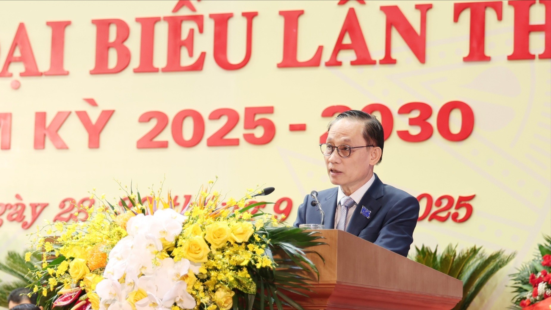 Đồng chí Lê Hoài Trung - Bí thư Trung ương Đảng, Quyền Bộ trưởng Bộ Ngoại giao phát biểu chỉ đạo tại Đại hội img-2876-6832.jpg