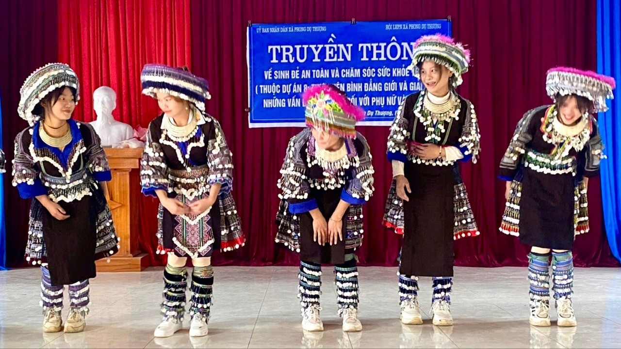 Thông qua các hình thức tuyên truyền sinh động, Dự án 8 đã mang lại hiệu quả thiết thực trên địa bàn xã Phong Dụ Thượng. z7096769628840-22ad5ea946b6f4e31f98f4c1a708482f-9037.jpg