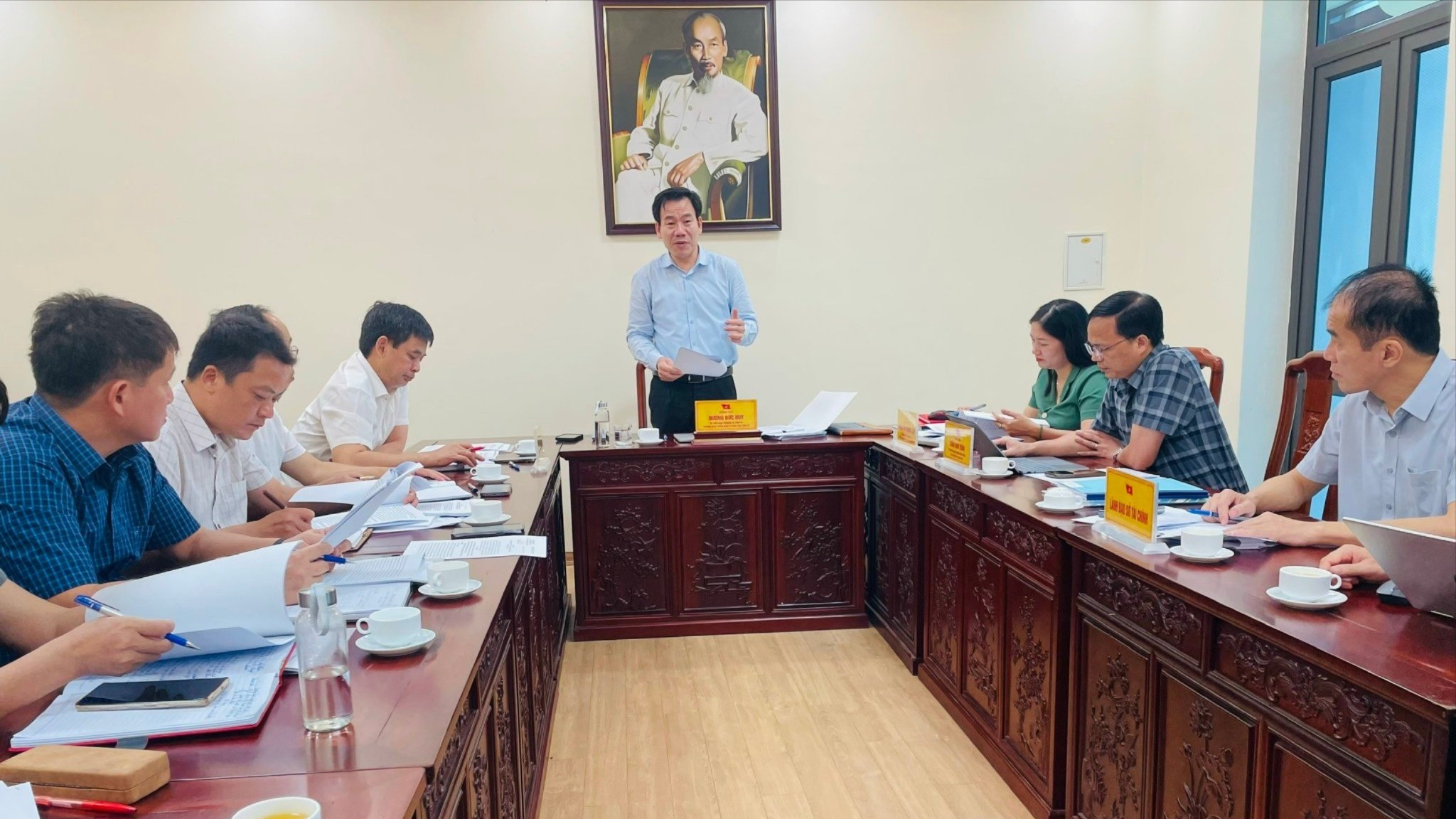 Đồng chí Dương Đức Huy phát biểu chỉ đạo tại buổi làm việc. z6851333290733-71bed8fbf87769dac870e32cf0c81fe5-3114.jpg
