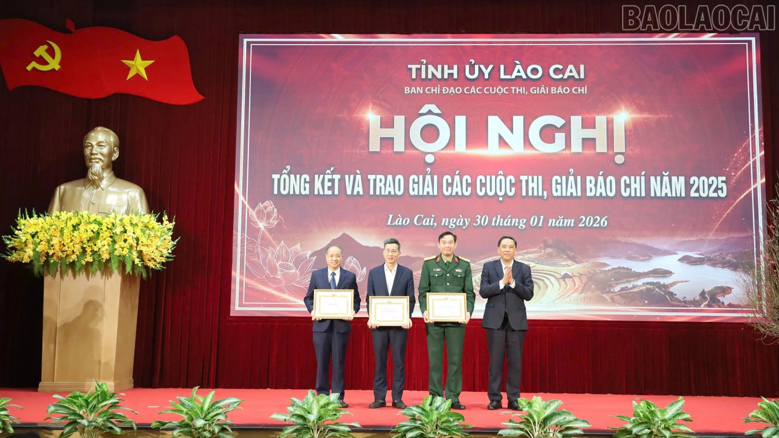 baolaocai-tr_z7484210859489-36b0afa63a8238b7bd2b6e155b023028-1656.jpg