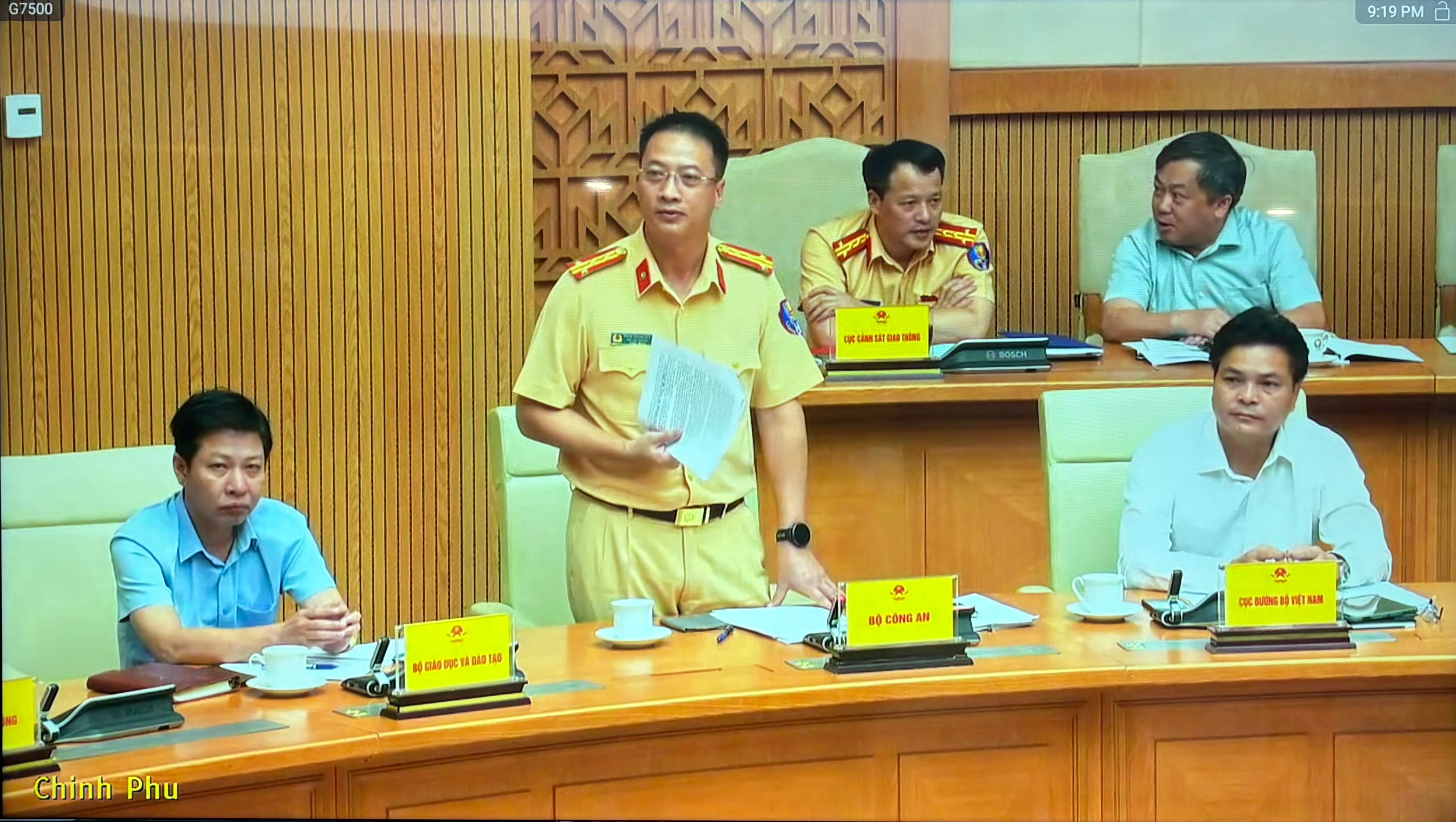 Đại diện Bộ Công an phát biểu tại hội nghị. img-1570.jpg