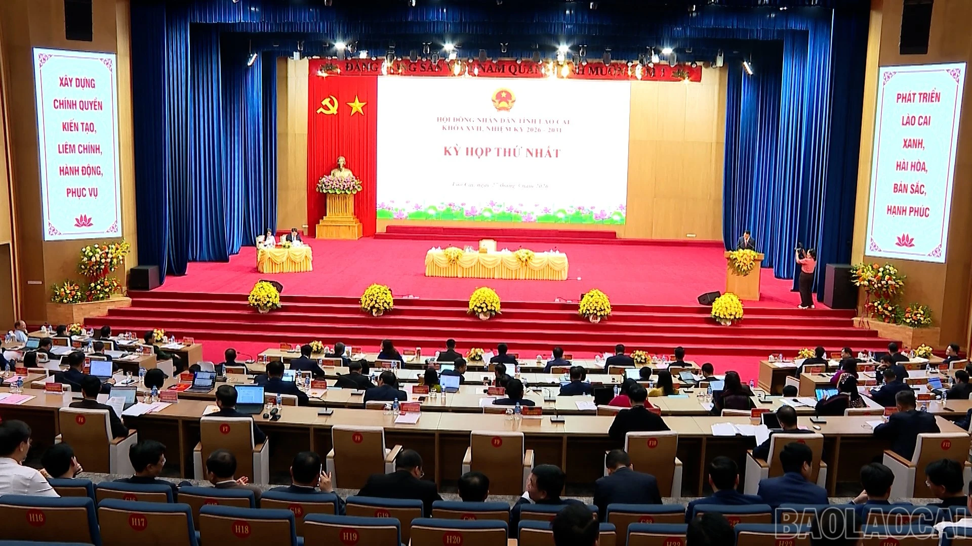 baolaocai-br_ky-hop-thu-nhat.jpg