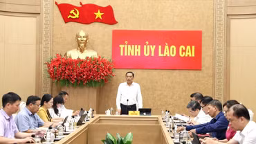 Phó Bí thư Thường trực Tỉnh ủy Hoàng Giang làm việc với Thường trực HĐND tỉnh và các ban xây dựng Đảng về tiến độ thực hiện một số đề án trọng tâm