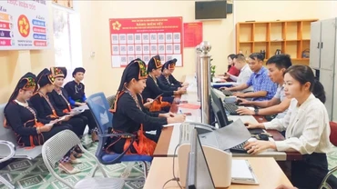 Công tác cải cách hành chính được tích cực triển khai thực hiện tại xã Mỏ Vàng.