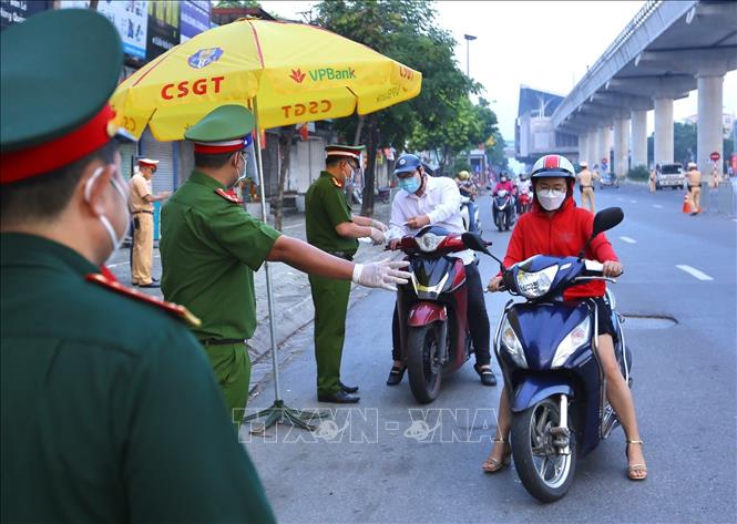 Tăng nặng xử phạt người đi xe gắn máy vi phạm để răn đe ảnh 1 Chú thích ảnh