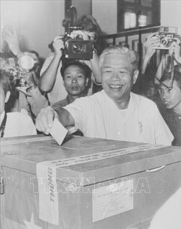 45 năm ngày Tổng tuyển cử bầu Quốc hội của nước Việt Nam thống nhất ảnh 15 Chú thích ảnh
