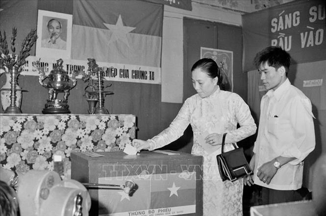 45 năm ngày Tổng tuyển cử bầu Quốc hội của nước Việt Nam thống nhất ảnh 16 Chú thích ảnh