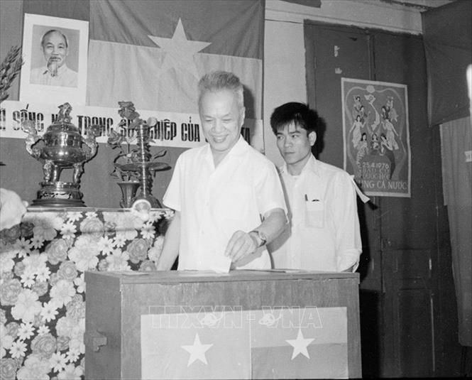 45 năm ngày Tổng tuyển cử bầu Quốc hội của nước Việt Nam thống nhất ảnh 14 Chú thích ảnh