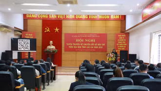 Hơn 100 đại biểu được tuyên truyền về chuyển đổi số báo chí