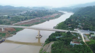 Toàn cảnh cầu Làng Giàng trước ngày chính thức hoạt động