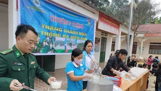 Đồn Biên phòng Trịnh Tường tổ chức nhiều hoạt động hướng về người dân