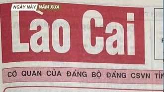 Xây dựng đất nước tiến lên trên con đường đổi mới